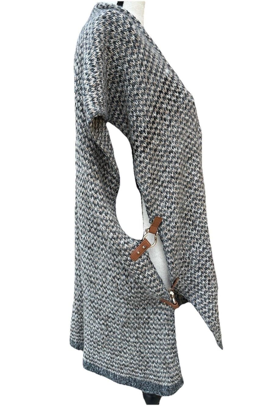 Poncho-morled knitted vest, One Size, 35% Wool , Women.